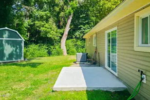 200 Dale Dr, Jacksonville, NC 28540 - Photo 40