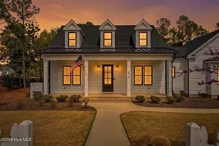 275 Hollycrest Dr, Pinehurst, NC 28374 - Photo 2