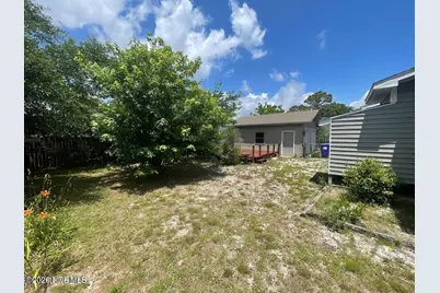 141 NE 33rd Street, Oak Island, NC 28465 - Photo 20