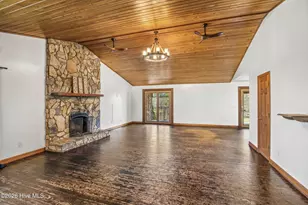 526 Springhill Church Rd, Hamlet, NC 28345 - Photo 4