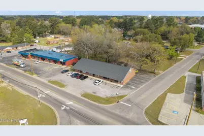 402-406B Harris Avenue, Raeford, NC 28376 - Photo 10