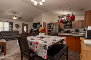 623 Queens Creek Rd, Hubert, NC 28539 - Photo 18