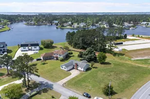 6102 Felucca Ct, New Bern, NC 28560 - Photo 2