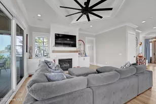 823 Chadwick Shores Dr, Sneads Ferry, NC 28460 - Photo 18