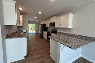 502 Cove Dr, Newport, NC 28570 - Photo 4