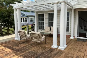 145 Maple Ave, Elizabethtown, NC 28337 - Photo 4