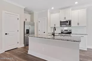 188 Umbrella Palm Dr, Hampstead, NC 28443 - Photo 8