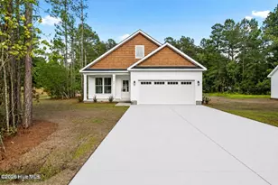86 Whispering Pines Ct, Hampstead, NC 28443 - Photo 1