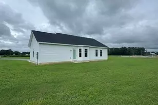 2312 Indian Town Rd, Clinton, NC 28328 - Photo 4