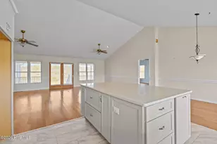 305 Joan Ct, Beaufort, NC 28516 - Photo 20
