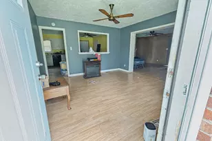 42 N Sixth St, Clarkton, NC 28433 - Photo 6