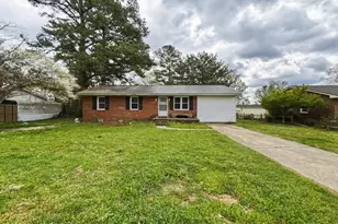 42 N Sixth St, Clarkton, NC 28433 - Photo 1
