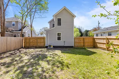202 Bell Street, Elizabeth City, NC 27909 - Photo 24