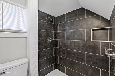 202 Bell Street, Elizabeth City, NC 27909 - Photo 12