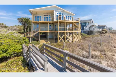 469 Maritime Place, Pine Knoll Shores, NC 28512 - Photo 2