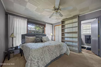2812 Evans Street, Morehead City, NC 28557 - Photo 16