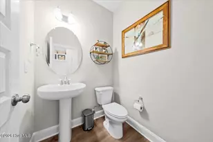 980 W Hedgelawn Way, Southern Pines, NC 28387 - Photo 24
