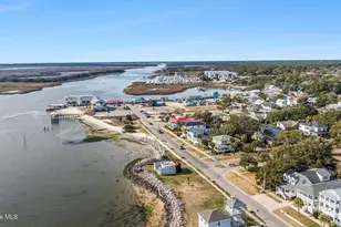 141 Crystal Rd, Southport, NC 28461 - Photo 40