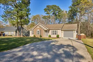 5117 Laurel Ridge Dr, Sanford, NC 27332 - Photo 2