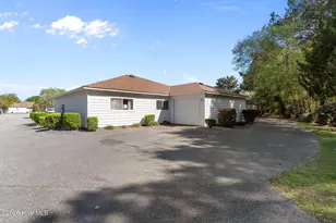 1033 Summerlin Falls Ct, Wilmington, NC 28412 - Photo 2