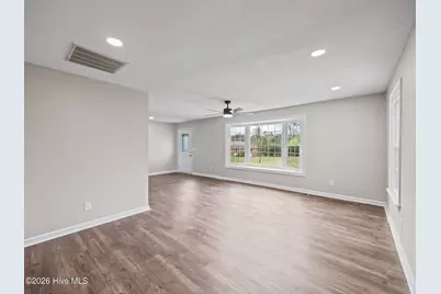 404 Maplehurst Drive, Jacksonville, NC 28540 - Photo 8
