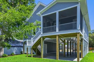 125 NW 19th St, Oak Island, NC 28465 - Photo 36