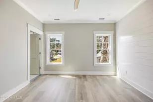125 NW 19th St, Oak Island, NC 28465 - Photo 18
