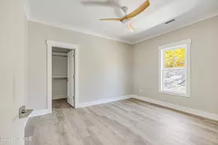 125 NW 19th St, Oak Island, NC 28465 - Photo 20