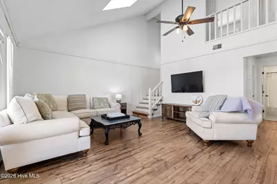 172 E Second Street, Ocean Isle Beach, NC 28469 - Photo 6