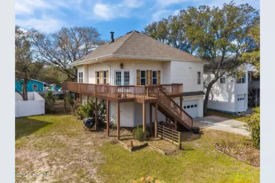 217 NE 61st Street, Oak Island, NC 28465 - Photo 6