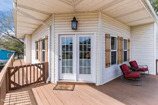 217 NE 61st St, Oak Island, NC 28465 - Photo 10