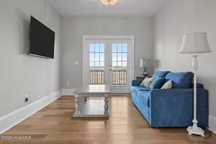 42 Sailview Dr, North Topsail Beach, NC 28460 - Photo 10