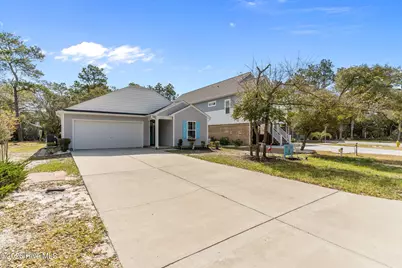 152 NW 10th Street, Oak Island, NC 28465 - Photo 2