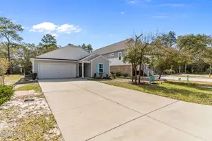 152 NW 10th St, Oak Island, NC 28465 - Photo 2