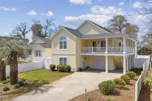 329 NE 59th St, Oak Island, NC 28465 - Photo 2