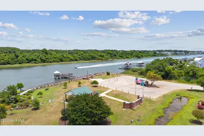 329 NE 59th Street, Oak Island, NC 28465 - Photo 6