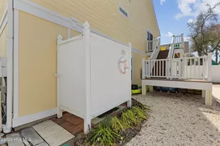 329 NE 59th St, Oak Island, NC 28465 - Photo 36