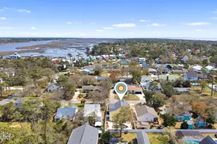 329 NE 59th St, Oak Island, NC 28465 - Photo 10