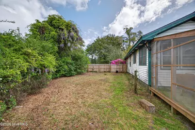 2240 W Lake Shore Drive, Wilmington, NC 28401 - Photo 36