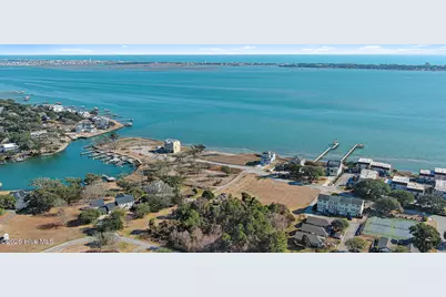 4729 S Shore Drive, Morehead City, NC 28557 - Photo 30