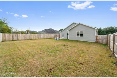 4008 W T Whitehead Drive, Jacksonville, NC 28546 - Photo 18