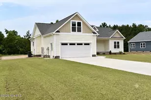 141 Laura Dr, New Bern, NC 28562 - Photo 2