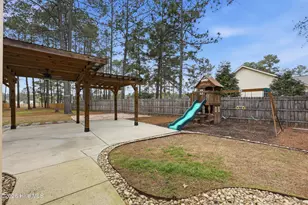 115 Grosbeak Ct, Aberdeen, NC 28315 - Photo 38