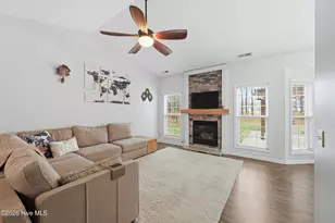 115 Grosbeak Ct, Aberdeen, NC 28315 - Photo 8