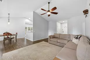 115 Grosbeak Ct, Aberdeen, NC 28315 - Photo 10