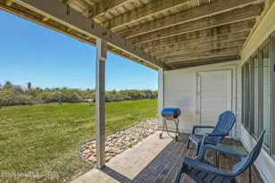 289 Salter Path Rd, Pine Knoll Shores, NC 28512 - Photo 16