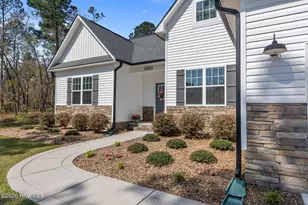 30220 W Lake Dr, Wagram, NC 28396 - Photo 2