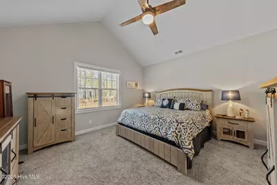 30220 W Lake Drive, Wagram, NC 28396 - Photo 16