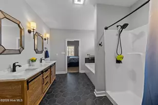 30220 W Lake Dr, Wagram, NC 28396 - Photo 16