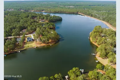 30220 W Lake Drive, Wagram, NC 28396 - Photo 36